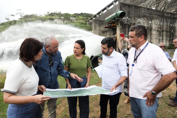 Governadora Raquel Lyra acompanha obras da Adutora Serro Azul, que vai levar água da Mata Sul para o Agreste pernambucano