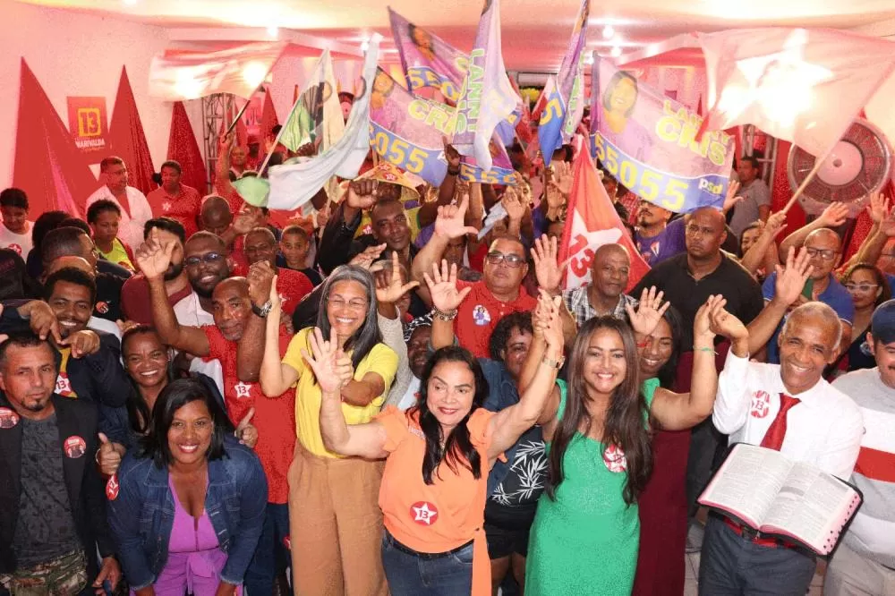 Multidão prestigia a inauguração do Comitê da Campanha de Marivalda e Tonha