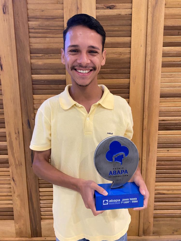 Wendel Araújo jovem repórter é reconhecido pela excelência na cobertura jornalística do setor cotonicultor da Bahia